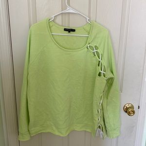 Generation Love size Large sweatshirt